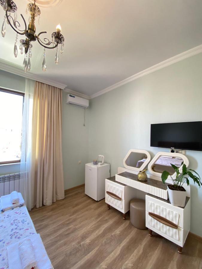 Hotel Sunny Days Kobuleti Exteriér fotografie